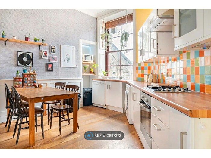 2 Bedroom Flat To Rent In Woodlands Road, Glasgow, G3
