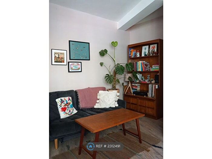 1 Bedroom Flat To Rent In Great Junction Street, Edinburgh, EH6