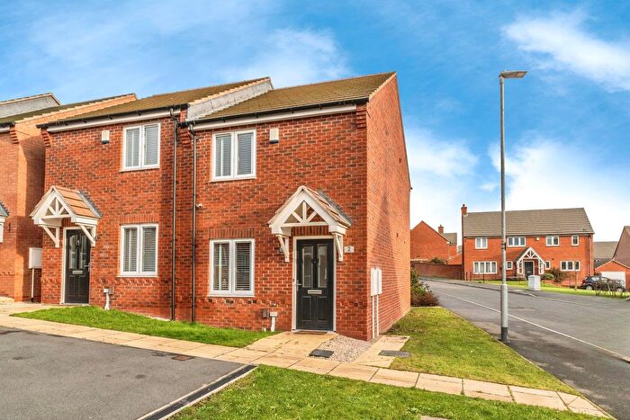2 Bedroom Town House For Sale In Barwell Drive, Rothley, LE7