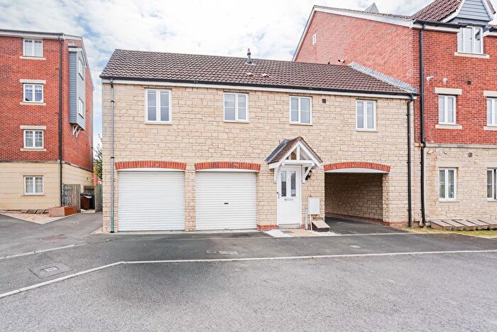 2 Bedroom Coach House For Sale In Standish Street, Bridgwater, TA6