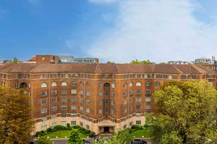 4 Bedroom Flat For Sale In Cropthorne Court, Maida Vale, W9