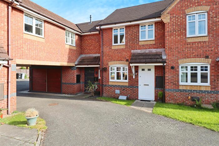 2 Bedroom Terraced House To Rent In Rowans Close, Crewe, CW1