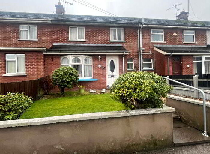 3 Bedroom Mid Terraced House For Sale In Moygashel Park, Dungannon, BT71