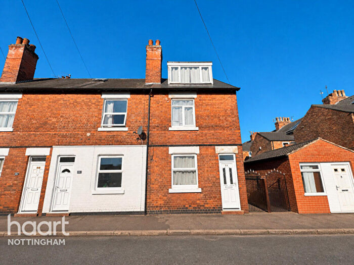 4 Bedroom End Of Terrace House For Sale In Woolmer Road, The Meadows, NG2