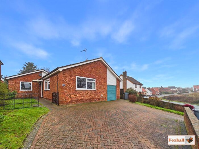3 Bedroom Detached Bungalow For Sale In Bixley Drive, Rushmere St. Andrew, Ipswich, IP4
