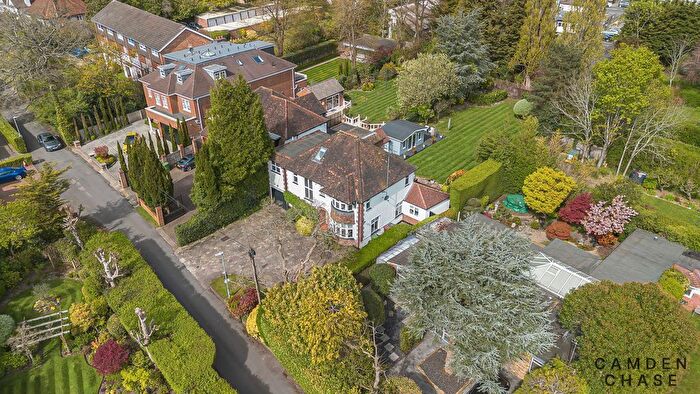 5 Bedroom Detached House For Sale In California Lane, Bushey Heath, WD23