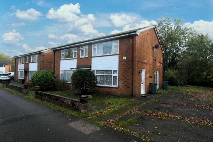 1 Bedroom Maisonette For Sale In The Island, West Drayton, UB7