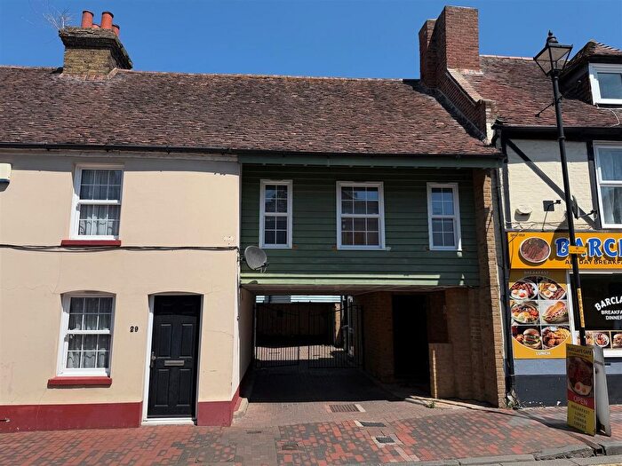 1 Bedroom Flat To Rent In East Street, Sittingbourne, ME10