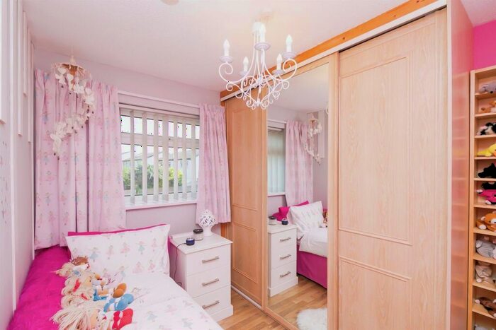 4 Bedroom Detached House For Sale In The Heathers, Barry, CF62