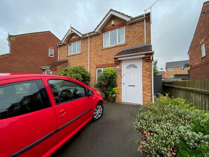 2 Bedroom Semi-Detached House For Sale In Rannoch Drive, Nuneaton, CV10