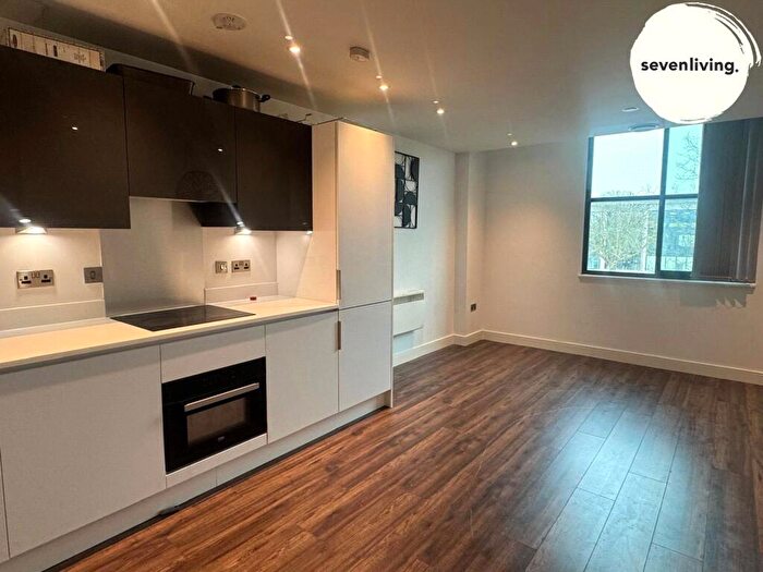 1 Bedroom Apartment To Rent In New Eton House, Bath Road, Slough, Berkshire, SL1