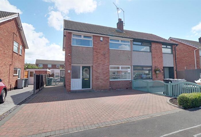 3 Bedroom Semi-Detached House For Sale In Bray Close, Crewe, CW1