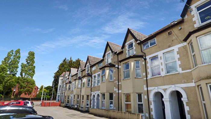 2 Bedroom Flat To Rent In Ely Road, Cardiff, CF5