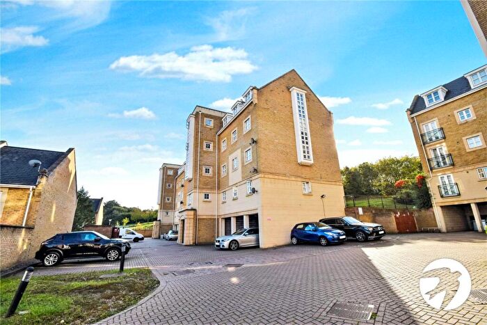 1 Bedroom Flat To Rent In Sandpiper Close, Greenhithe, Kent, DA9