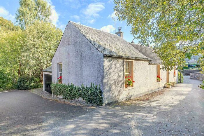 2 Bedroom Bungalow For Sale In Low Brae, Torphichen, EH48