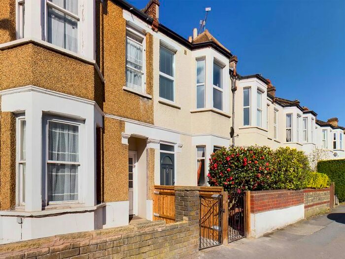 3 Bedroom Terraced House To Rent In Lower Road, Sutton, SM1