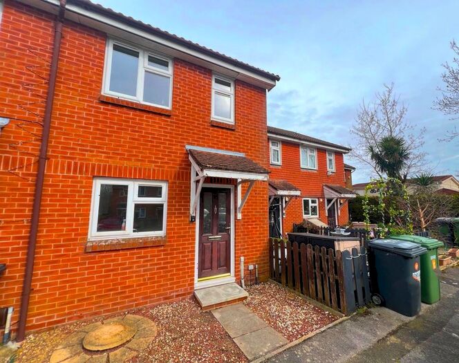 2 Bedroom Terraced House To Rent In Brookside Way, West End, Southampton, SO30