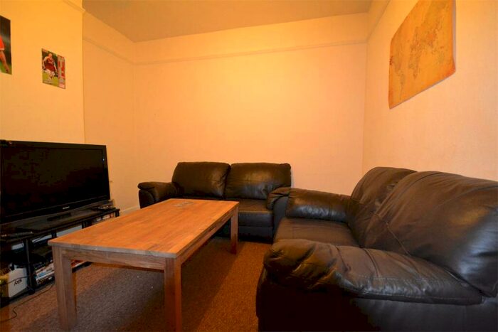 5 Bedroom Terraced House To Rent In Milner Road, Selly Oak, B29