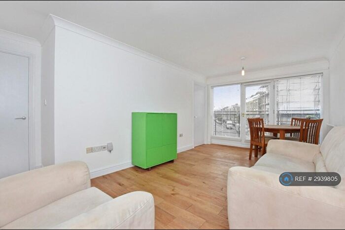 2 Bedroom Flat To Rent In Essex Road, London, N1