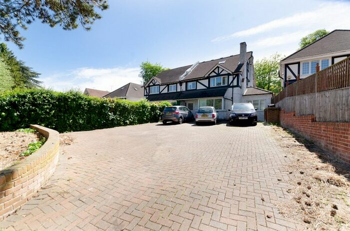 Studio To Rent In Foxley Lane, Purley, CR8