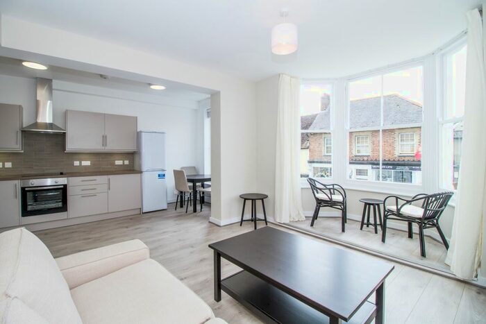 1 Bedroom Flat To Rent In The Ivies, Wantage, OX12