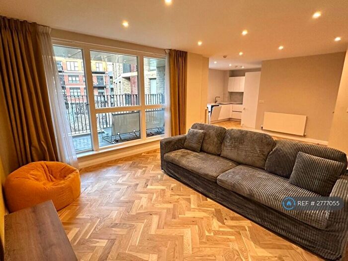 2 Bedroom Flat To Rent In Fritillary Apartments, London, SE5