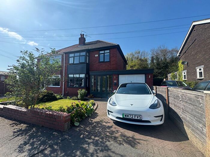 3 Bedroom Semi Detached House For Sale In Bridgewater Road, Worsley, M28