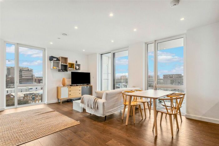 2 Bedroom Flat To Rent In Bollo Lane, London, W4