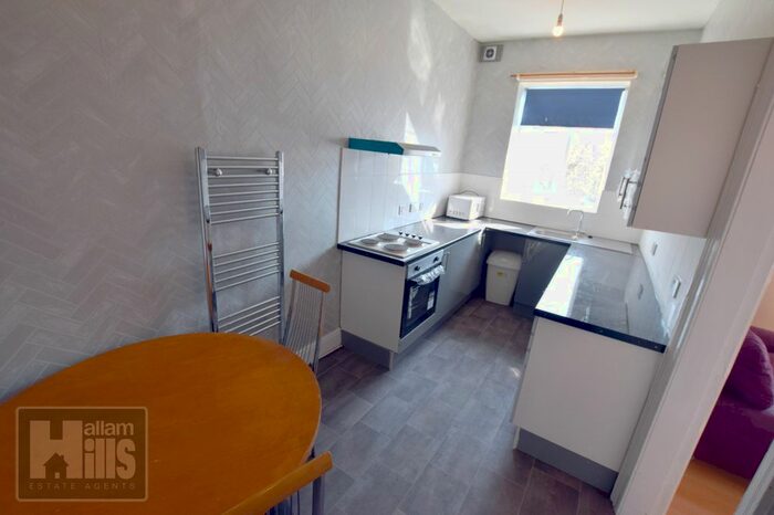 2 Bedroom Flat To Rent In Sheldon Road, Sheffield, South Yorkshire, S7