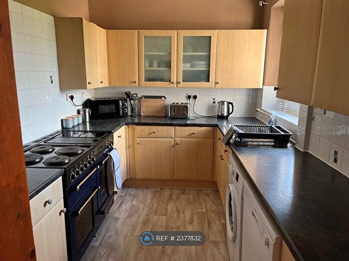6 Bedroom Flat To Rent In King Street, Aberdeen, AB24
