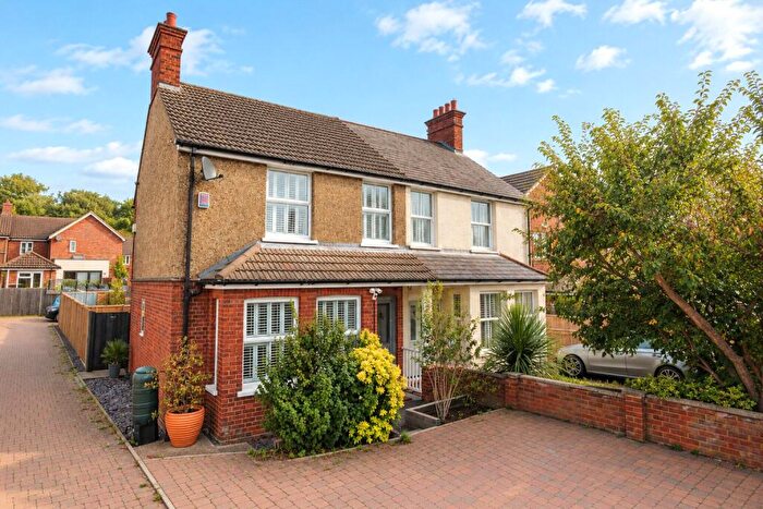3 Bedroom Semi Detached House For Sale In Kings Road, Flitwick, Bedfordshire, MK45