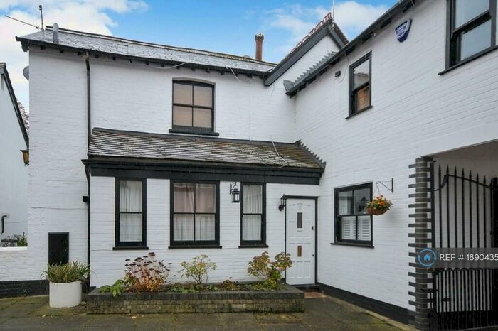 2 Bedroom Terraced House To Rent In Cromwell Mews, Chislehurst, BR7