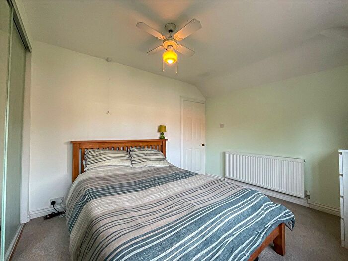 2 Bedroom Semi-Detached House For Sale In Lingfield Avenue, Birmingham, West Midlands, B44