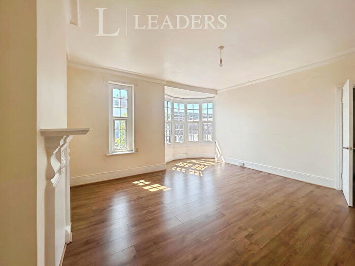 2 Bedroom Apartment To Rent In London Road, PO21