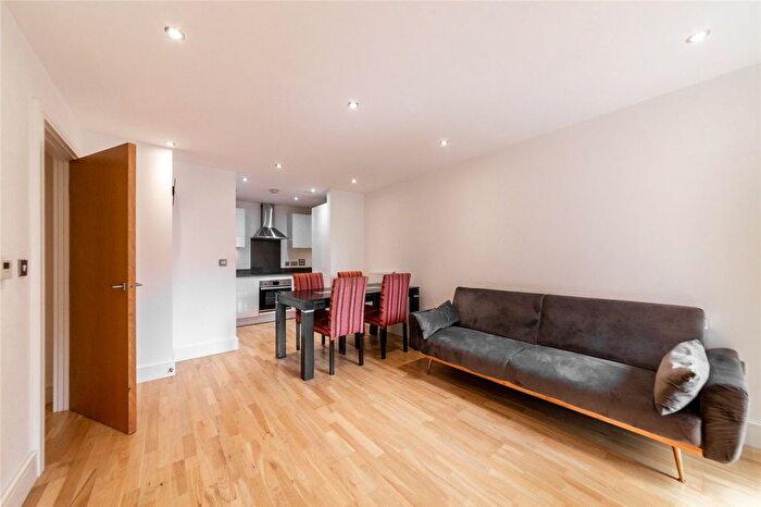 1 Bedroom Flat To Rent In Canary View, Dowells Street, Greenwich, London, SE10