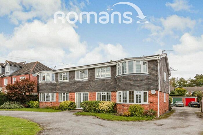 3 Bedroom Apartment To Rent In Guildford Road, GU18