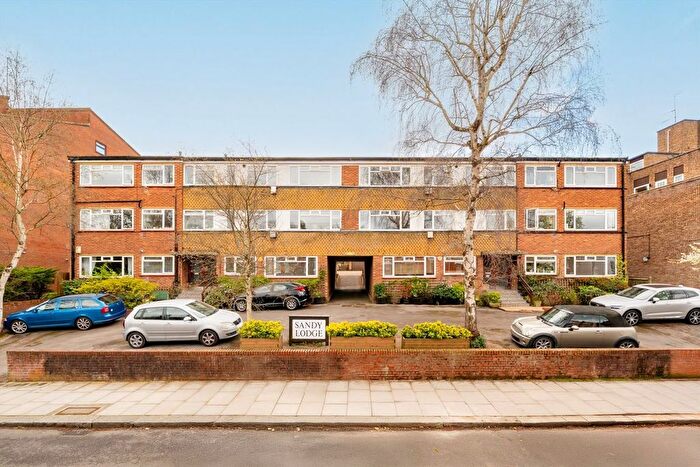 2 Bedroom Flat For Sale In Avenue Road, Highgate, N6