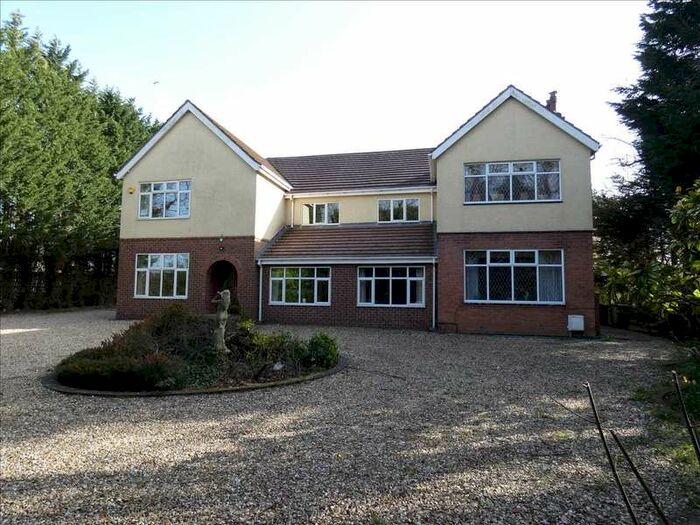 5 Bedroom Detached House For Sale In Humberston Avenue, Humberston