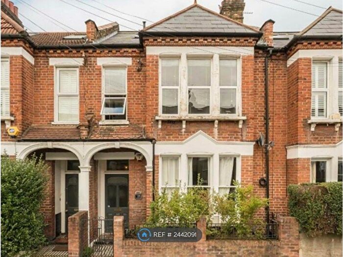 2 Bedroom Maisonette To Rent In Hazelbourne Road, London, SW12