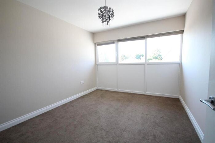 2 Bedroom Apartment To Rent In Titan Apartments, Towngate, Wyke, Bradford, Bradford, BD12
