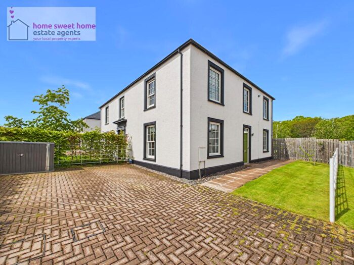 3 Bedroom Semi-Detached House For Sale In Hillhead Road, Tornagrain, IV2
