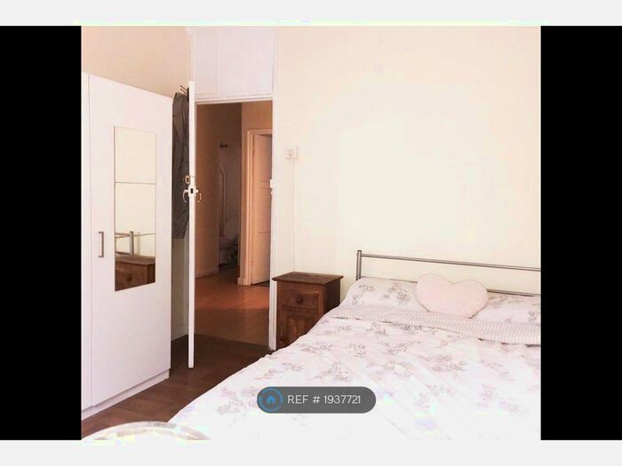 4 Bedroom Flat To Rent In Bernwood House, London, N4