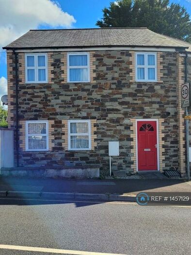 3 Bedroom Semi-Detached House To Rent In Tower Court, Bodmin, PL31