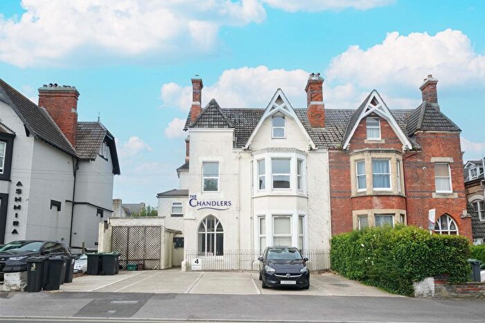 2 Bedroom Flat For Sale In Westerhall Road, Weymouth, DT4