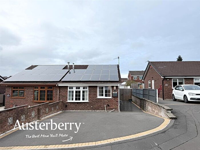 1 Bedroom Semi Detached Bungalow For Sale In Imogen Close, Fenpark, Stoke-On-Trent, ST4