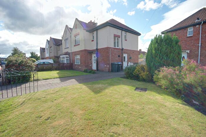 4 Bedroom House To Rent In Musgrave Gardens (L), DH1