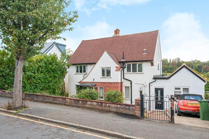 4 Bedroom Detached House For Sale In Fairdene Road, Coulsdon, CR5