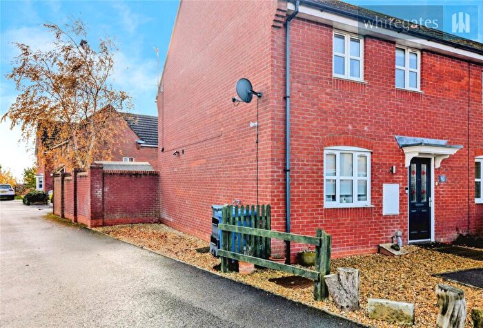 3 Bedroom End Of Terrace House For Sale In Miller Road, Brymbo, Wrexham, LL11