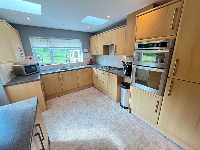 3 Bedroom Detached Bungalow For Sale In Blundies Lane, Enville, Stourbridge, DY7