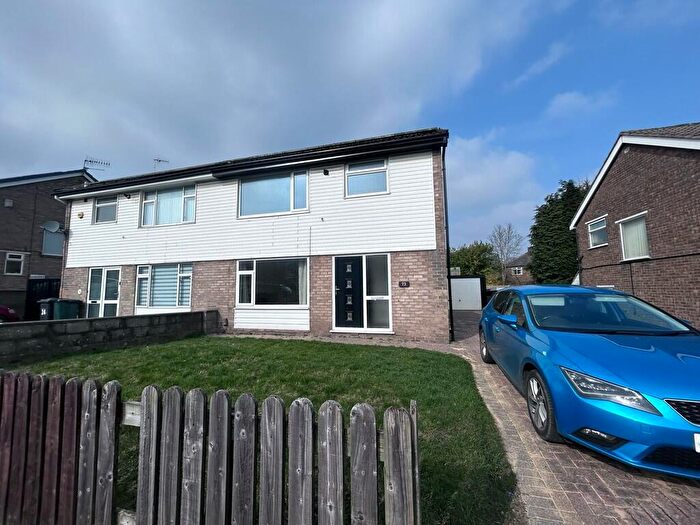 4 Bedroom Semi-Detached House To Rent In Pentland Avenue, Clayton, BD14
